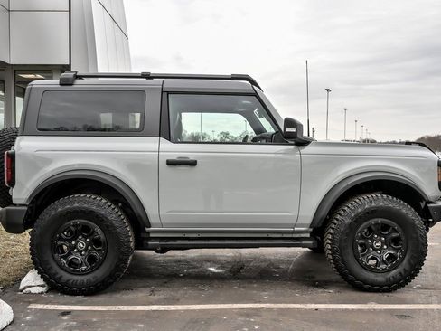 Used 2024 Ford Bronco Wildtrak image 9