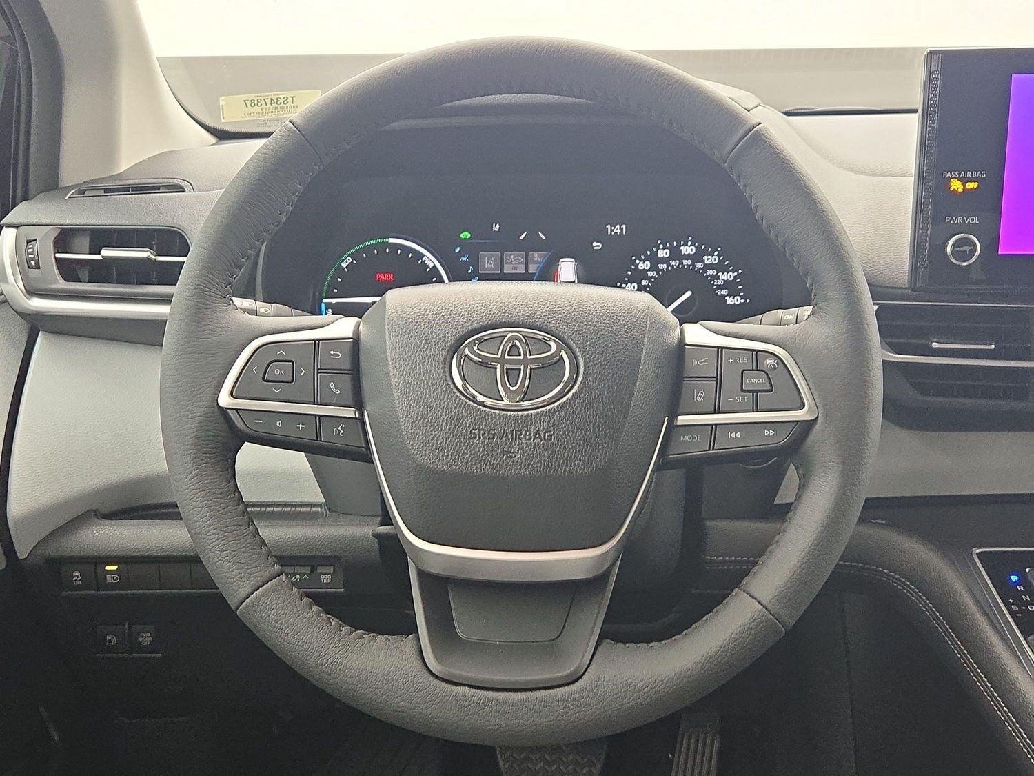 New 2026 Toyota Sienna XLE FWD image 14