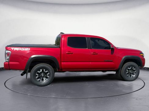 Used 2021 Toyota Tacoma TRD Off-Road w/ TRD Premium Off Road Package AWD/4WD image 6