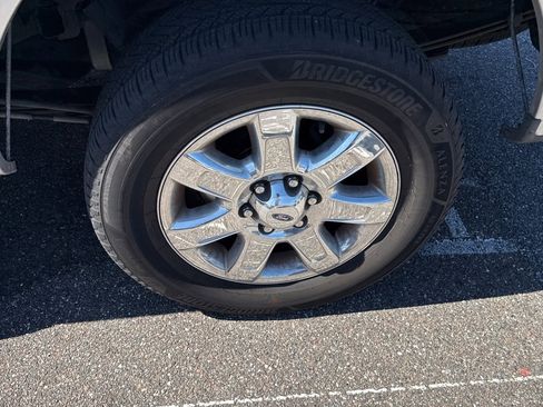 Used 2014 Ford F150 XLT w/ Equipment Group 302A Luxury image 5