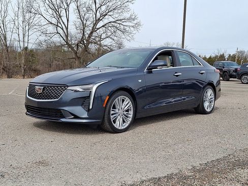 Used 2026 Cadillac CT4 Premium Luxury image 25