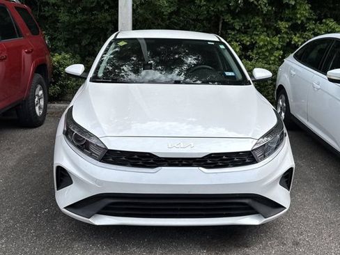 Used 2023 Kia Forte LXS FWD image 2