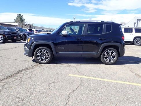 Used 2015 Jeep Renegade Limited image 12