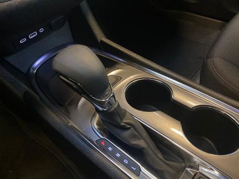 Used 2023 Chevrolet Malibu LT image 29