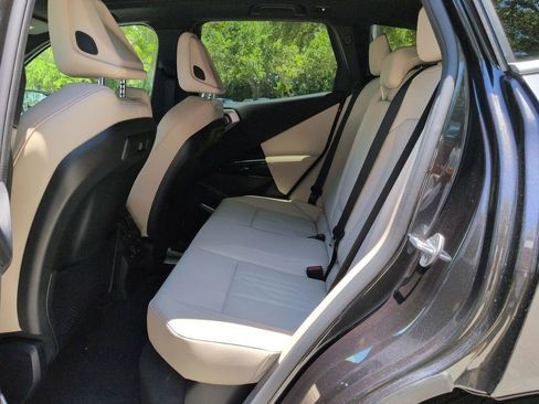 New 2026 BMW X3 xDrive30 w/ Premium Package AWD/4WD image 14