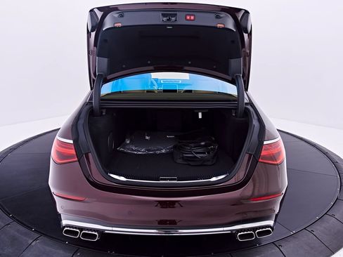 Used 2024 Mercedes-Benz S 63 AMG S image 27
