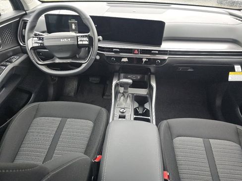 Used 2026 Kia Sorento LX FWD image 19