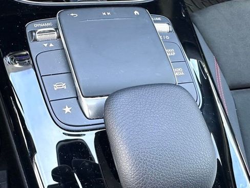 Used 2021 Mercedes-Benz A 220 4MATIC image 21