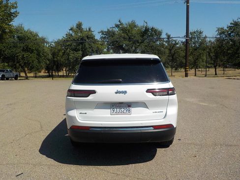 Used 2024 Jeep Grand Cherokee L Laredo w/ Luxury Tech Group I AWD/4WD image 6