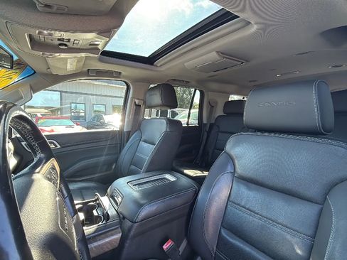 Used 2018 GMC Yukon Denali w/ Denali Ultimate Package AWD/4WD image 10