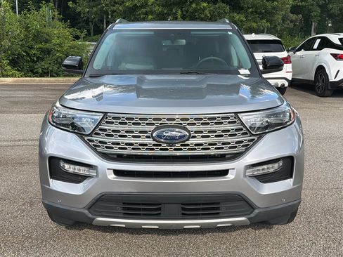 Used 2022 Ford Explorer Limited w/ Equipment Group 301A RWD image 2
