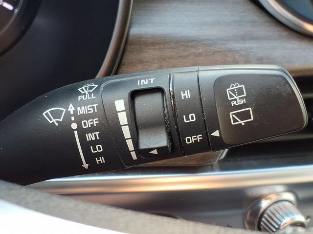 Used 2020 Kia Telluride EX w/ EX Premium Package FWD image 32