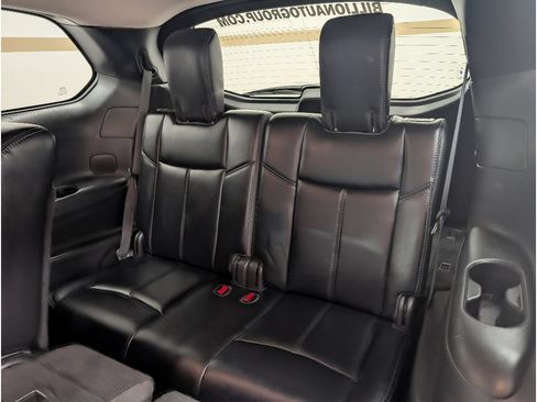Used 2018 Nissan Pathfinder SL AWD/4WD image 16