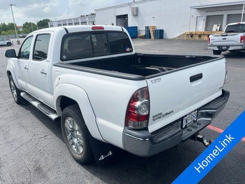 Used 2015 Toyota Tacoma 4x4 Double Cab w/ Limited Package image 7