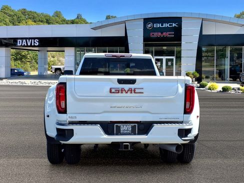 Used 2022 GMC Sierra 3500 Denali w/ Denali Ultimate Package AWD/4WD image 5