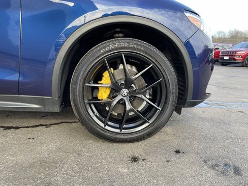 Used 2020 Alfa Romeo Stelvio Sprint w/ Nero Edizione image 37