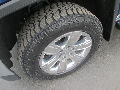 Used 2018 GMC Sierra 1500 SLT image 14