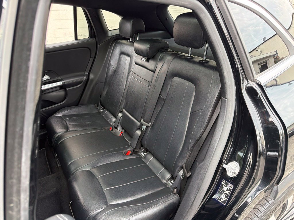 Used 2022 Mercedes-Benz GLA 250 4MATIC image 25