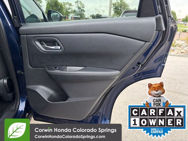 Used 2025 Nissan Rogue SV FWD image 19