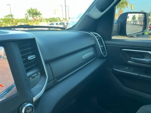 Used 2023 RAM 1500 Big Horn AWD/4WD image 29