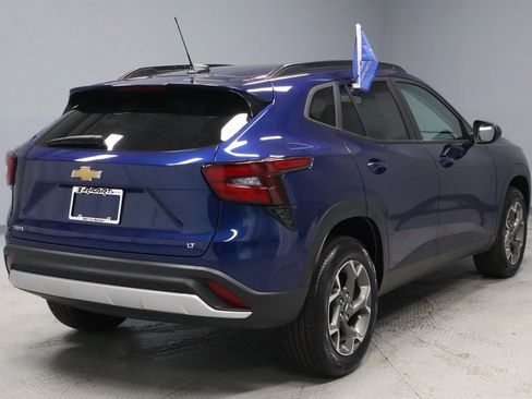 Used 2024 Chevrolet Trax LT image 10