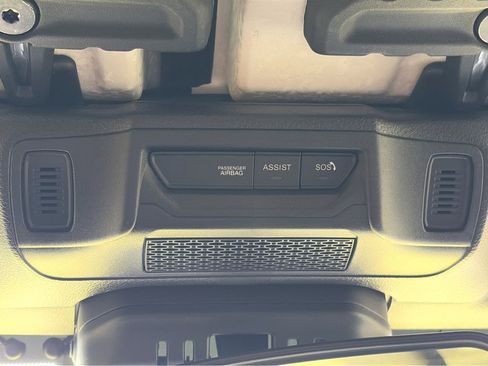 Used 2024 Jeep Wrangler Sport S image 32