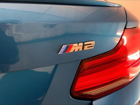 Used 2018 BMW M2 RWD image 7