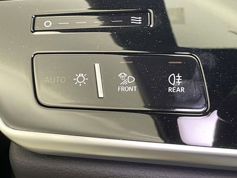 New 2026 Audi A8 L 3.0T AWD/4WD image 39