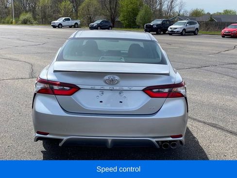 Used 2023 Toyota Camry SE FWD image 4