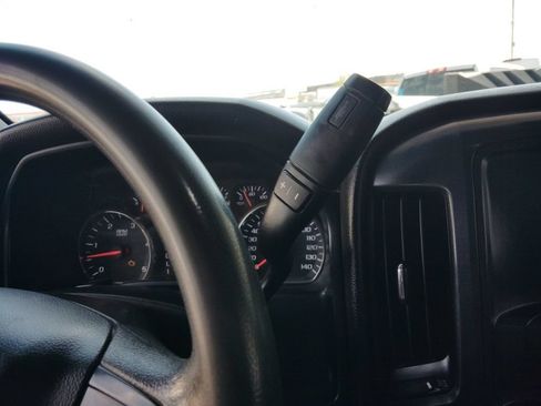 Used 2018 Chevrolet Silverado 3500 2WD Regular Cab image 18