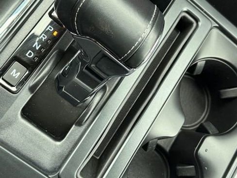 Certified 2022 Ford F150 XLT w/ Equipment Group 302A High image 14