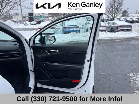 Certified 2023 Kia Sportage X-Line w/ X-Line Premium Package image 60