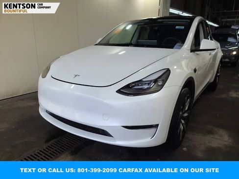 Used 2024 Tesla Model Y Long Range image 1