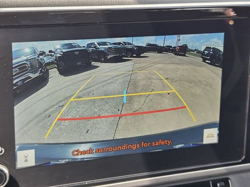 Used 2025 Toyota Camry SE FWD image 19