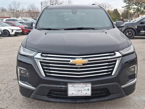Used 2023 Chevrolet Traverse Premier image 8
