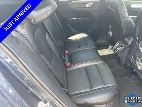 Used 2021 Volvo XC40 T5 Momentum w/ Premium Package AWD/4WD image 21