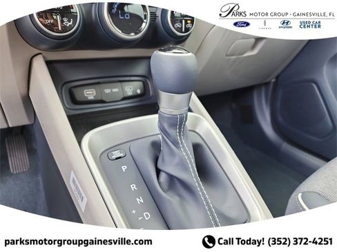 New 2025 Hyundai Venue Limited image 23