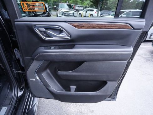 Used 2023 Chevrolet Suburban Premier AWD/4WD image 70