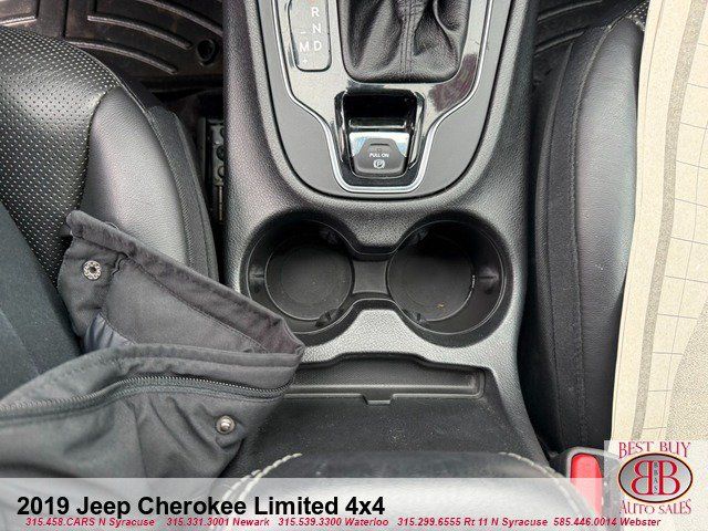 Used 2019 Jeep Cherokee Limited AWD/4WD image 20