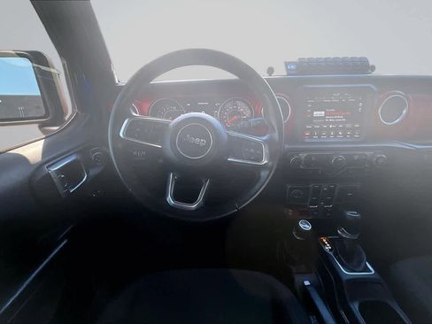 Used 2018 Jeep Wrangler Unlimited Rubicon AWD/4WD image 15