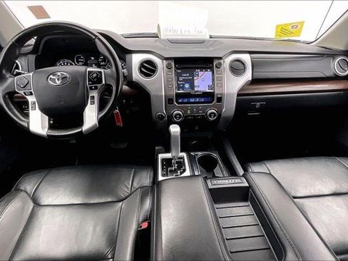 Used 2018 Toyota Tundra Limited w/ Limited Premium Package AWD/4WD image 15