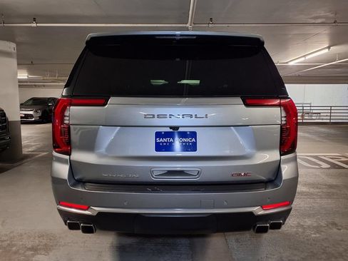 Certified 2025 GMC Yukon XL Denali AWD/4WD image 20