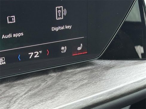 Certified 2025 Audi Q5 Premium Plus w/ Premium Plus image 31