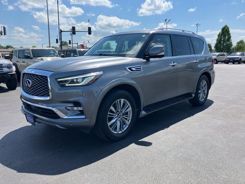 Used 2020 INFINITI QX80 Luxe w/ Proassist Package AWD/4WD image 2