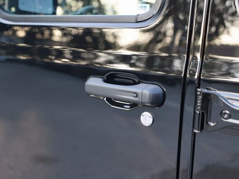 New 2024 Jeep Wrangler Unlimited Rubicon 392 image 14