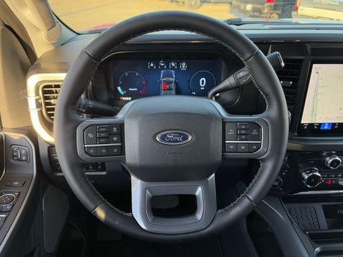 New 2026 Ford F350 Lariat w/ Black Appearance Package image 33