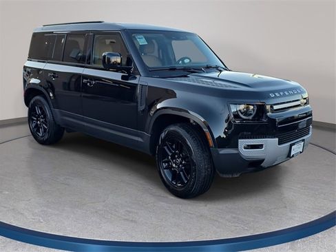 Used 2025 Land Rover Defender 110 S image 4