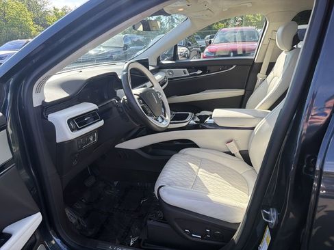 Certified 2023 Lincoln Nautilus Black Label AWD/4WD image 11