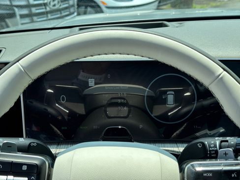 New 2025 Hyundai Santa Fe Calligraphy image 19