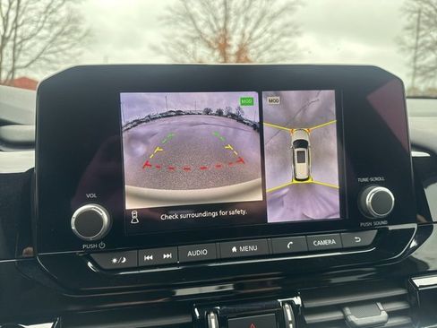 Used 2025 Nissan Pathfinder Rock Creek image 37